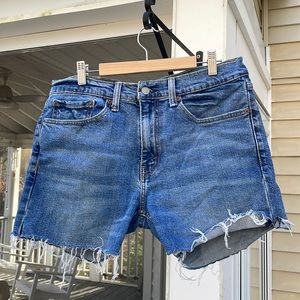 Levi’s cutoff shorts